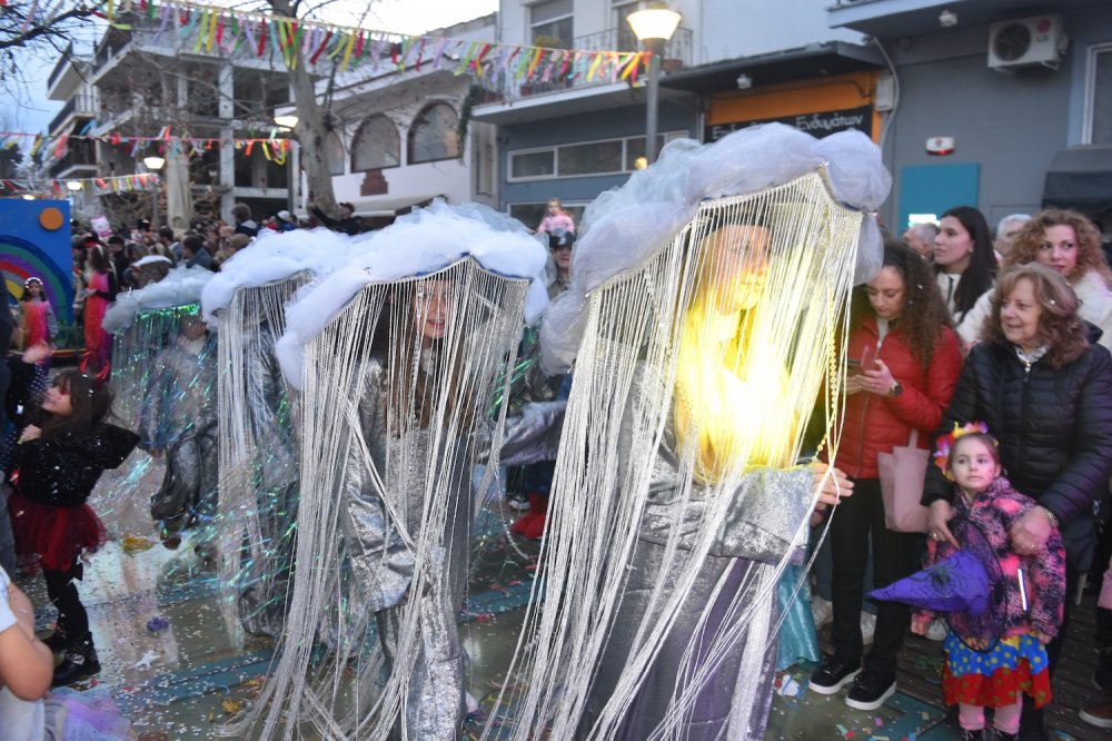 Εικόνες από το Καρναβάλι Βελεστίνου Μέρος 2ο!