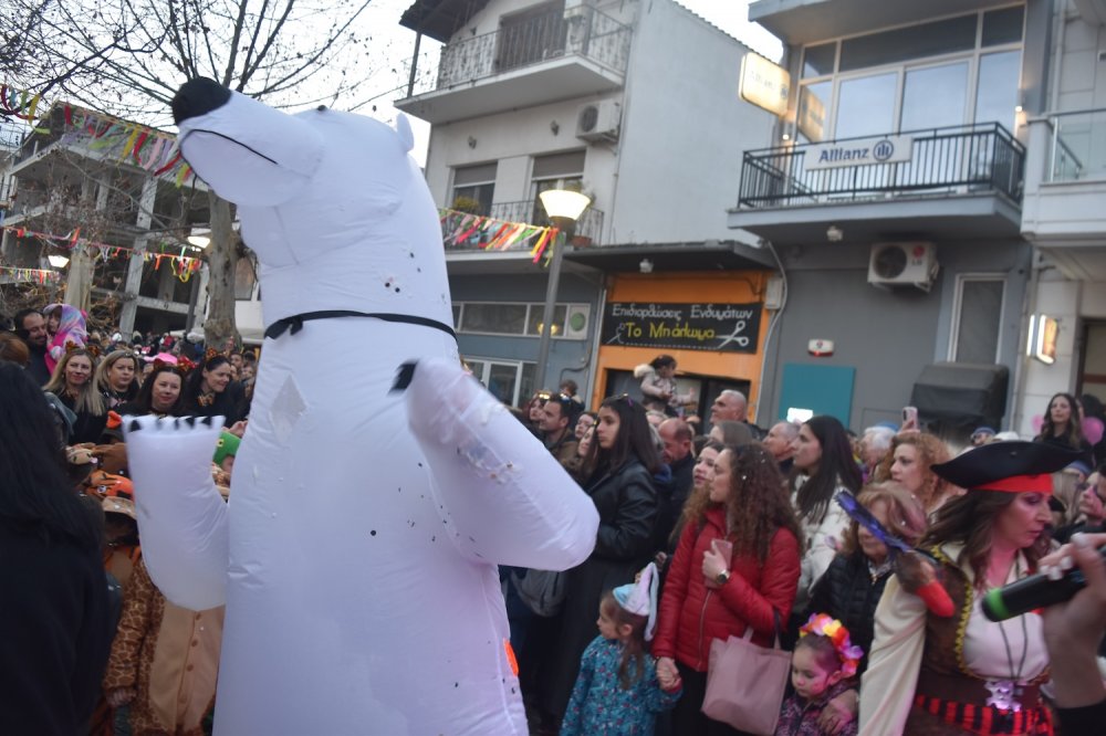 Εικόνες από το Καρναβάλι Βελεστίνου Μέρος 2ο!