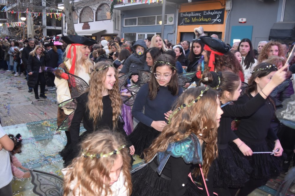 Εικόνες από το Καρναβάλι Βελεστίνου Μέρος 2ο!