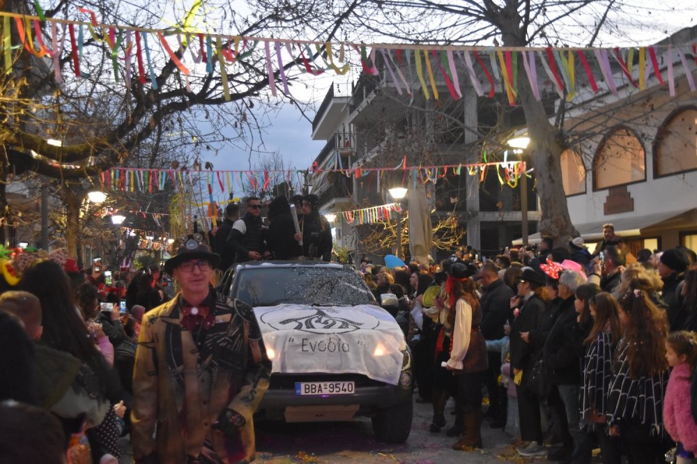 Εικόνες από το Καρναβάλι Βελεστίνου Μέρος 2ο!