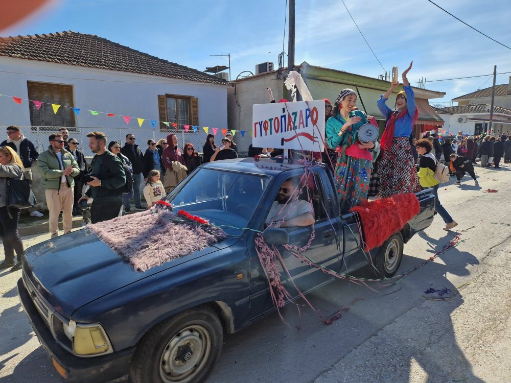Εικόνες από το Ιστορικό Καρναβάλι Ριζομύλου