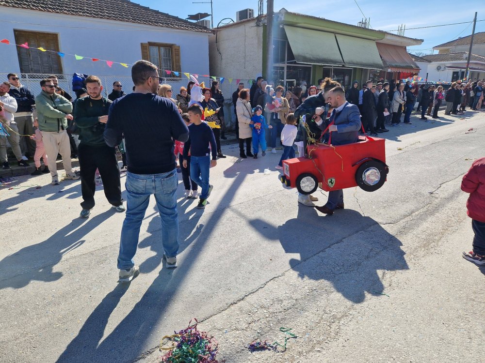 Εικόνες από το Ιστορικό Καρναβάλι Ριζομύλου