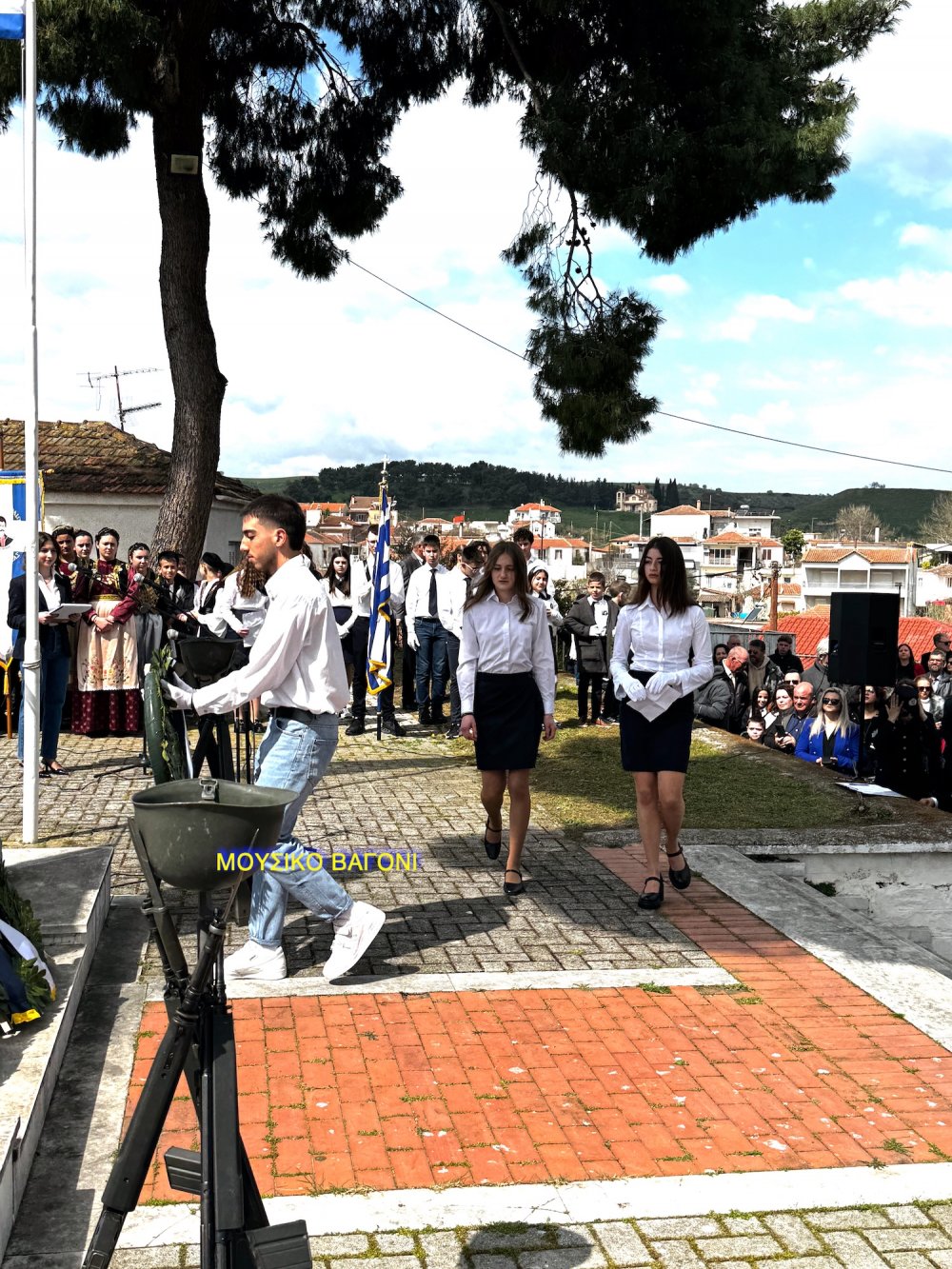 Καταθέσεις Στεφάνων - Απαγγελίες Ποιημάτων