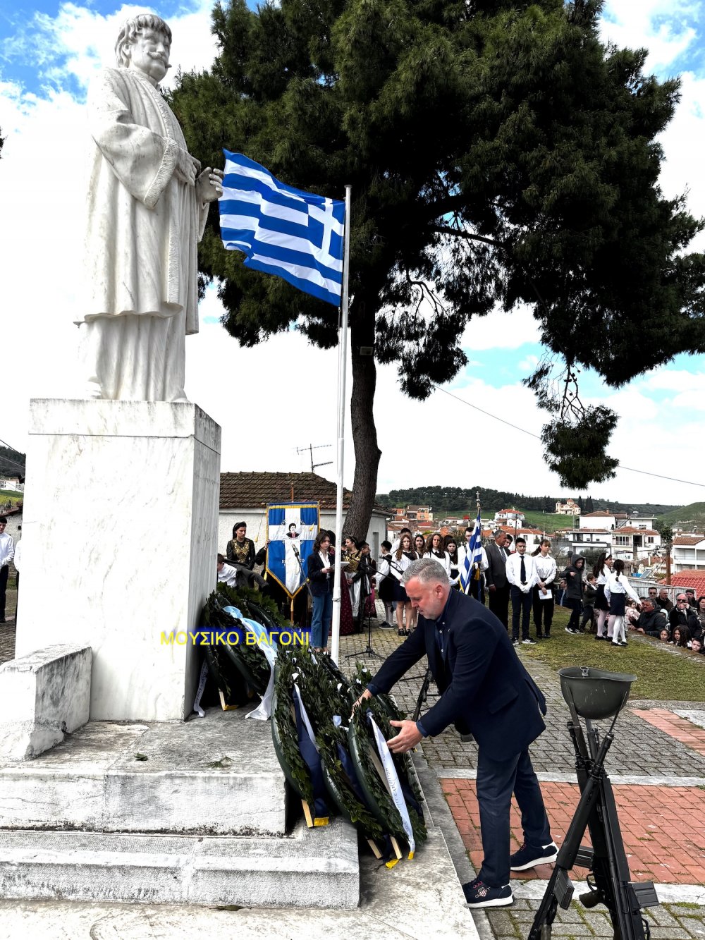 Καταθέσεις Στεφάνων - Απαγγελίες Ποιημάτων