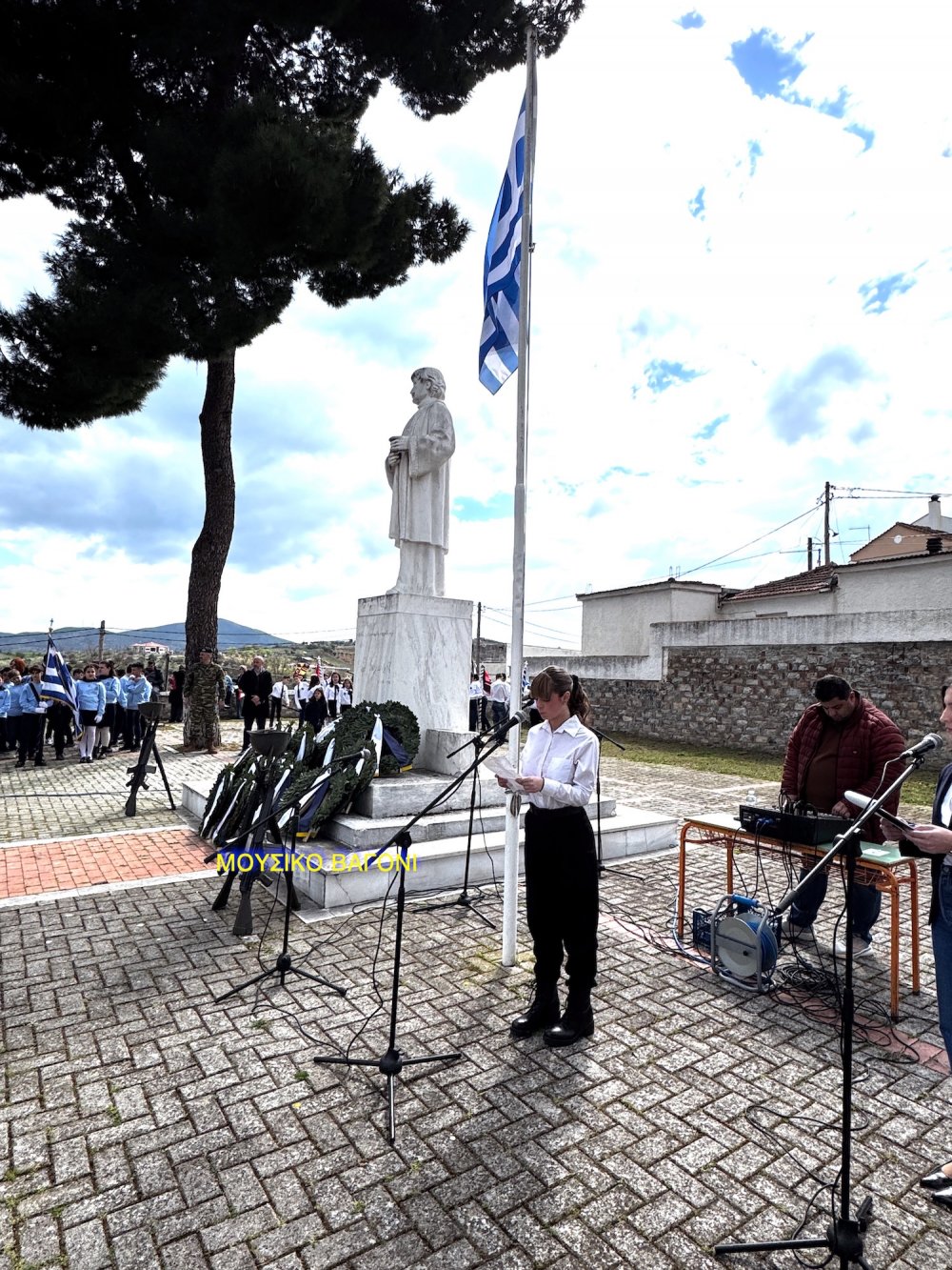 Καταθέσεις Στεφάνων - Απαγγελίες Ποιημάτων