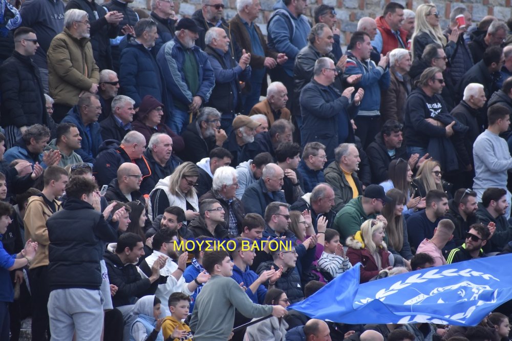 Το απόλυτο φωτορεπορτάζ από την ιστορική νίκη του Ρήγα!