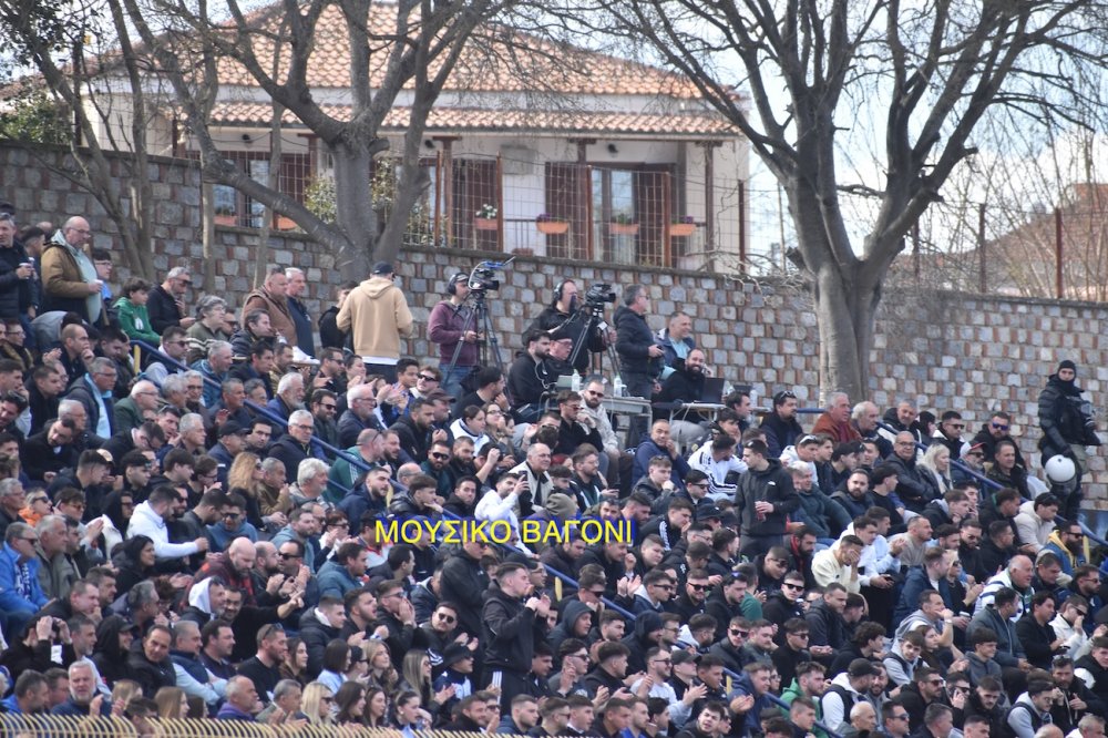 Το απόλυτο φωτορεπορτάζ από την ιστορική νίκη του Ρήγα!