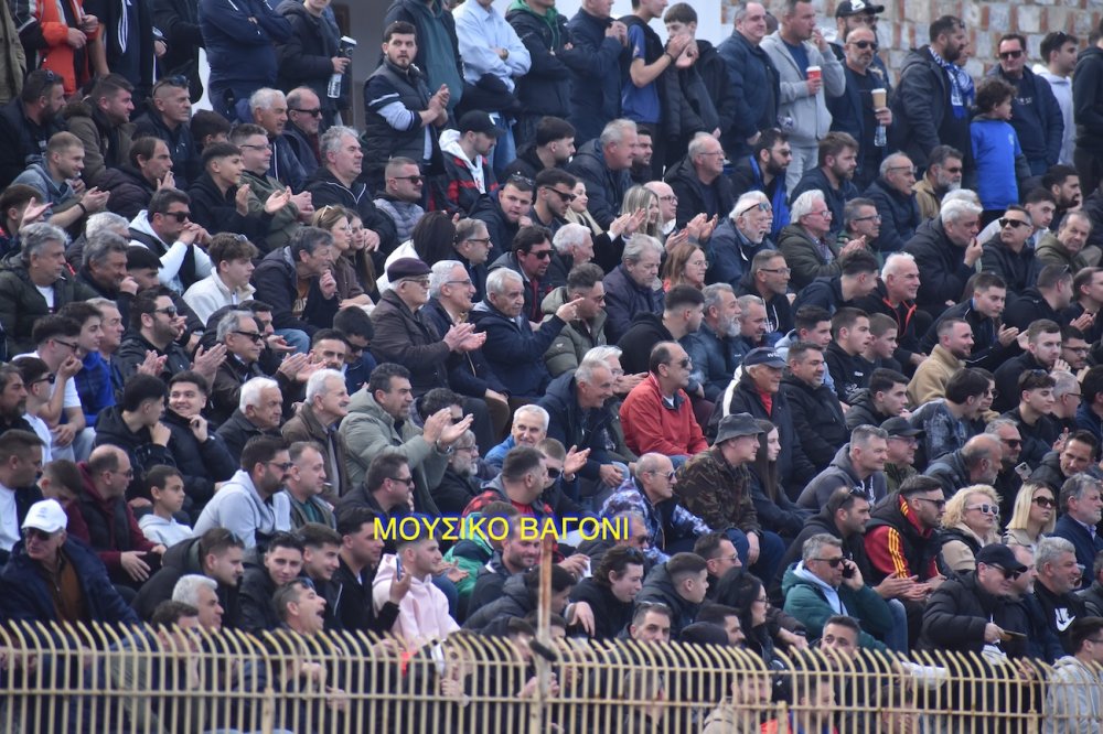 Το απόλυτο φωτορεπορτάζ από την ιστορική νίκη του Ρήγα!