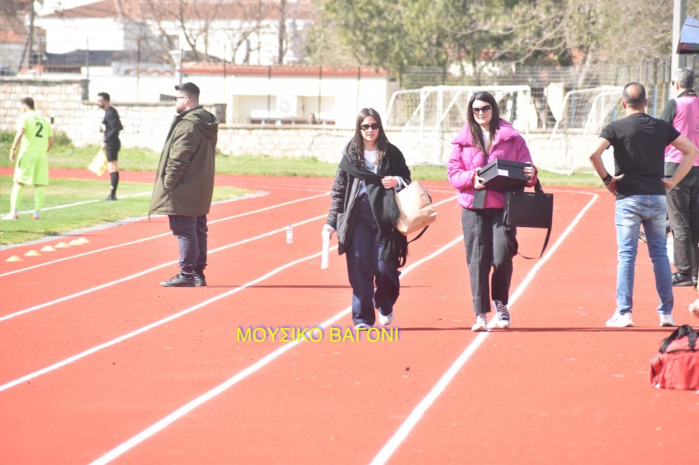 Το απόλυτο φωτορεπορτάζ από την ιστορική νίκη του Ρήγα!