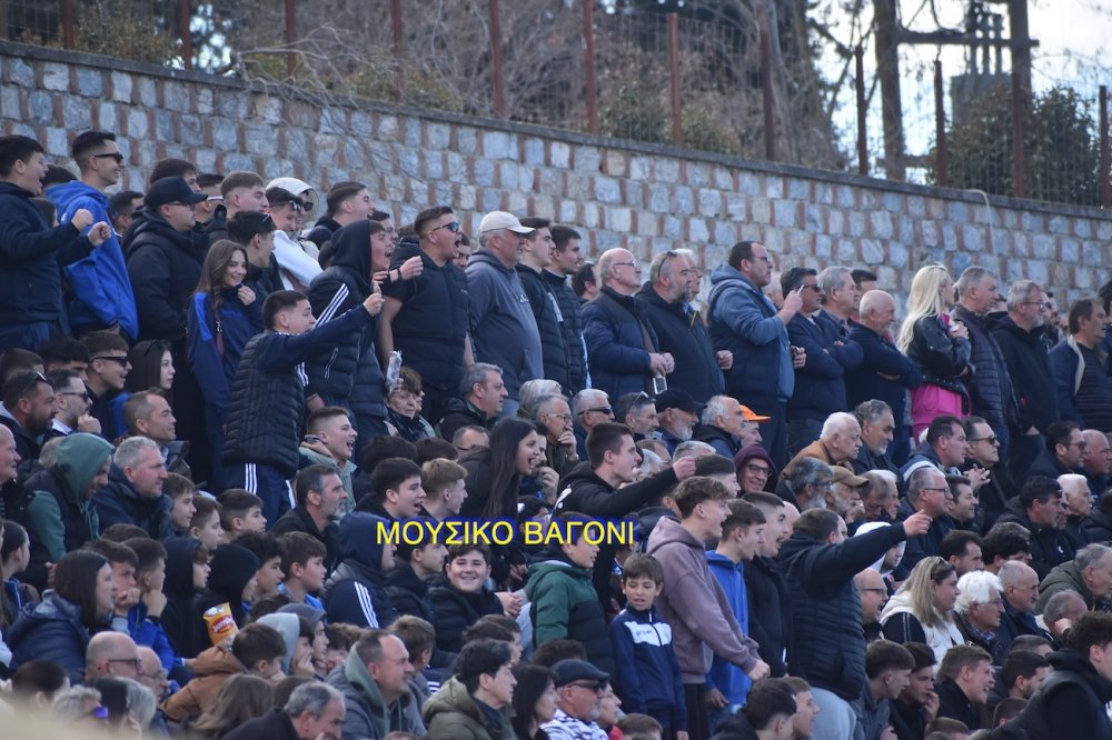 Το απόλυτο φωτορεπορτάζ από την ιστορική νίκη του Ρήγα!