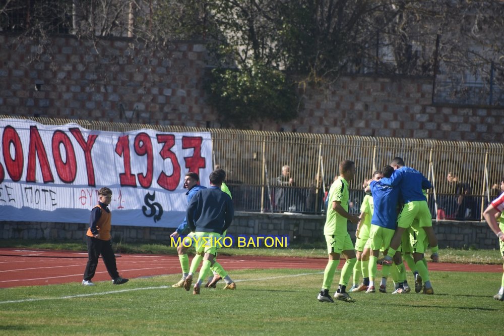 Το απόλυτο φωτορεπορτάζ από την ιστορική νίκη του Ρήγα!