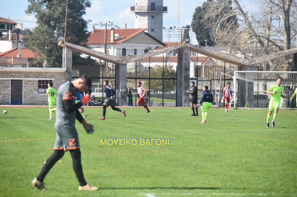 Το απόλυτο φωτορεπορτάζ από την ιστορική νίκη του Ρήγα!