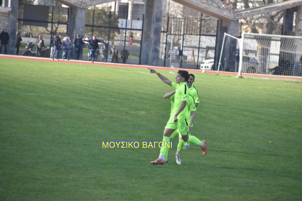 Το απόλυτο φωτορεπορτάζ από την ιστορική νίκη του Ρήγα!