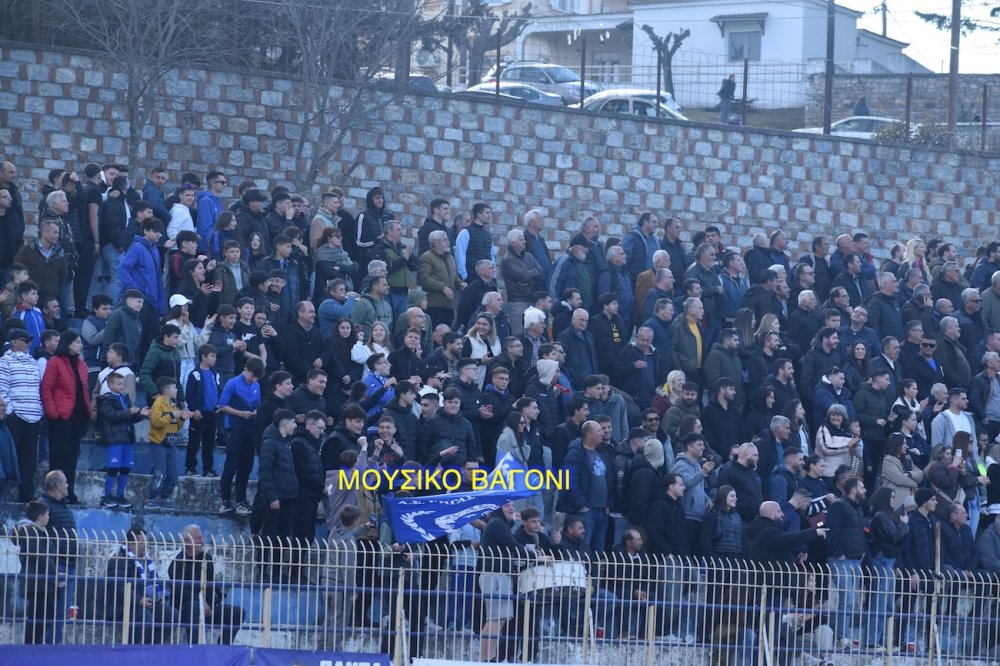 Το απόλυτο φωτορεπορτάζ από την ιστορική νίκη του Ρήγα!