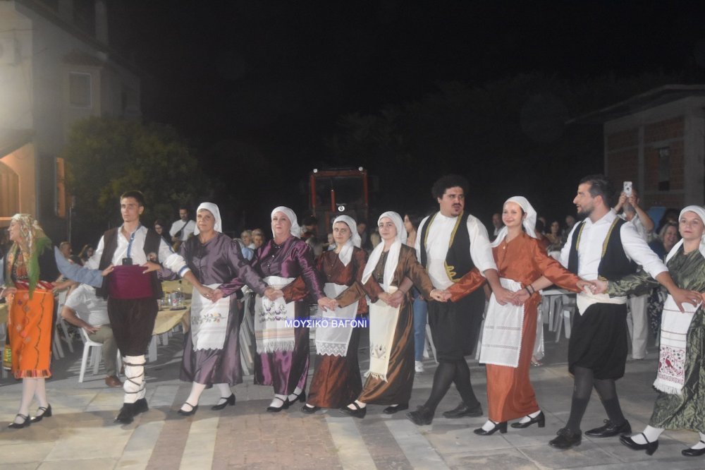 Εικόνες από την Βραδιά Παράδοσης και Πολιτισμού στο Μεγάλο Μοναστήρι