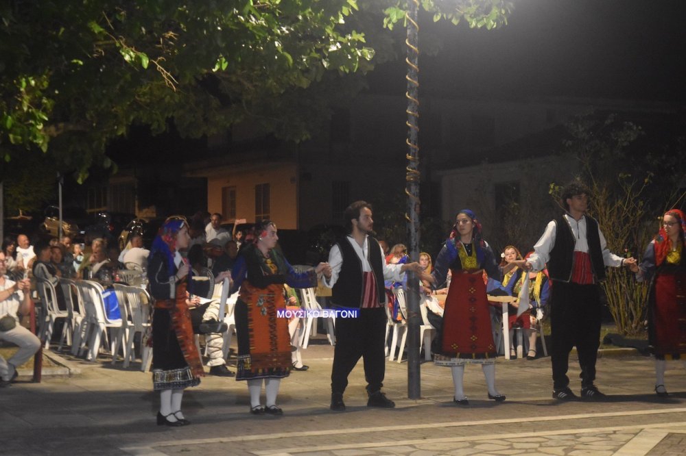 Εικόνες από την Βραδιά Παράδοσης και Πολιτισμού στο Μεγάλο Μοναστήρι
