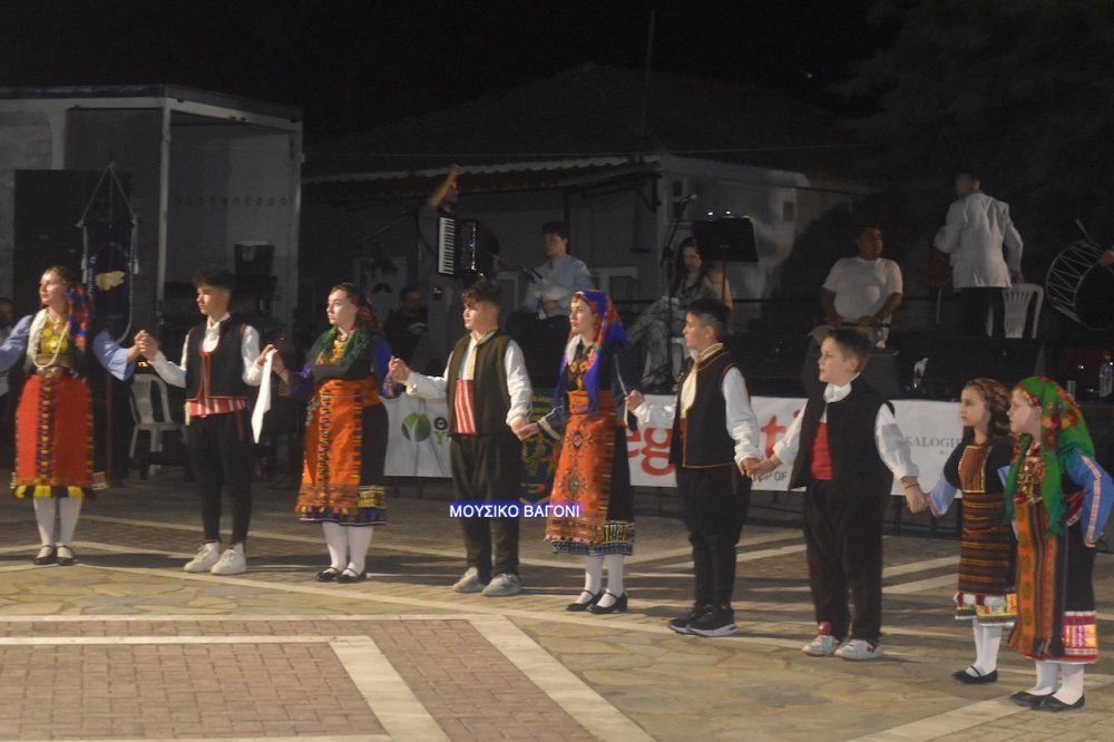 Εικόνες από την Βραδιά Παράδοσης και Πολιτισμού στο Μεγάλο Μοναστήρι