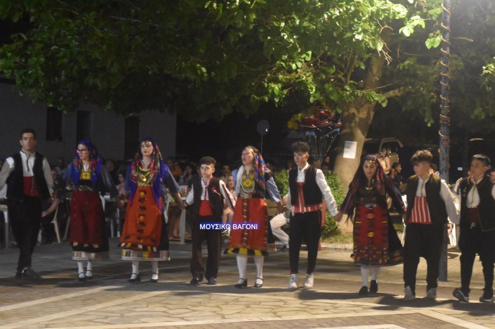 Εικόνες από την Βραδιά Παράδοσης και Πολιτισμού στο Μεγάλο Μοναστήρι