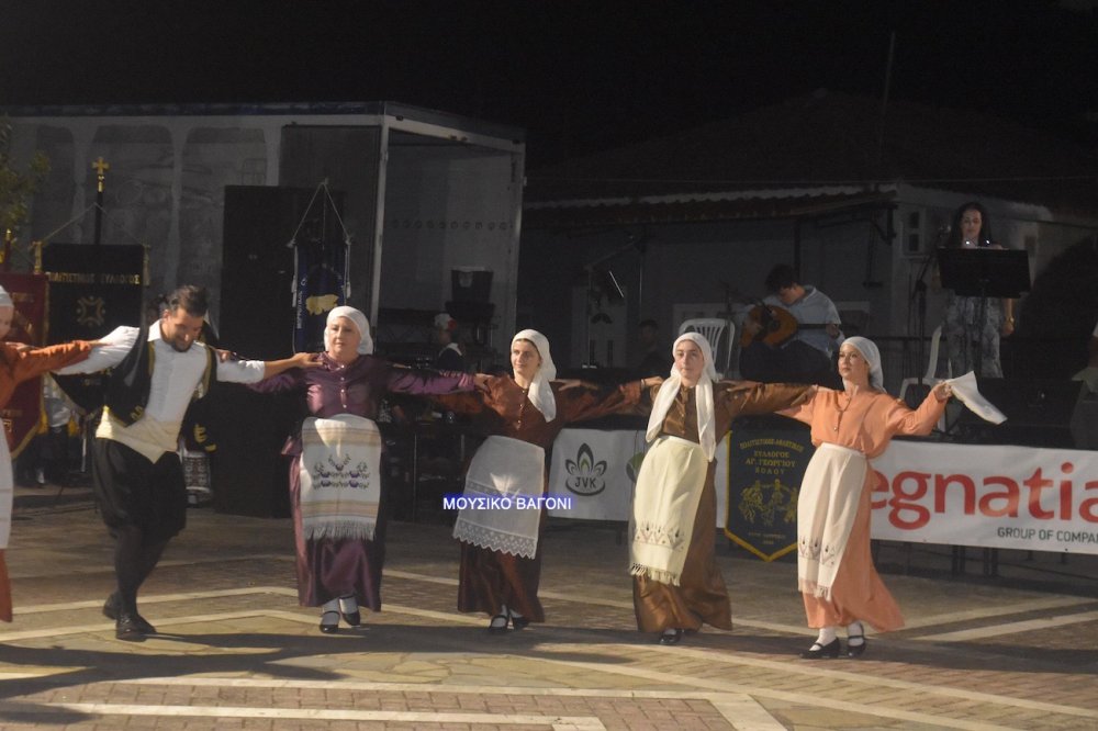 Εικόνες από την Βραδιά Παράδοσης και Πολιτισμού στο Μεγάλο Μοναστήρι