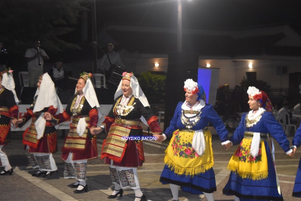 Εικόνες από την Βραδιά Παράδοσης και Πολιτισμού στο Μεγάλο Μοναστήρι