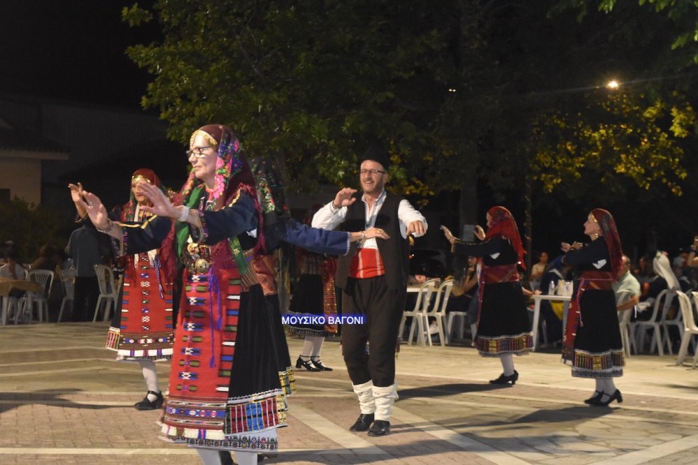 Εικόνες από την Βραδιά Παράδοσης και Πολιτισμού στο Μεγάλο Μοναστήρι