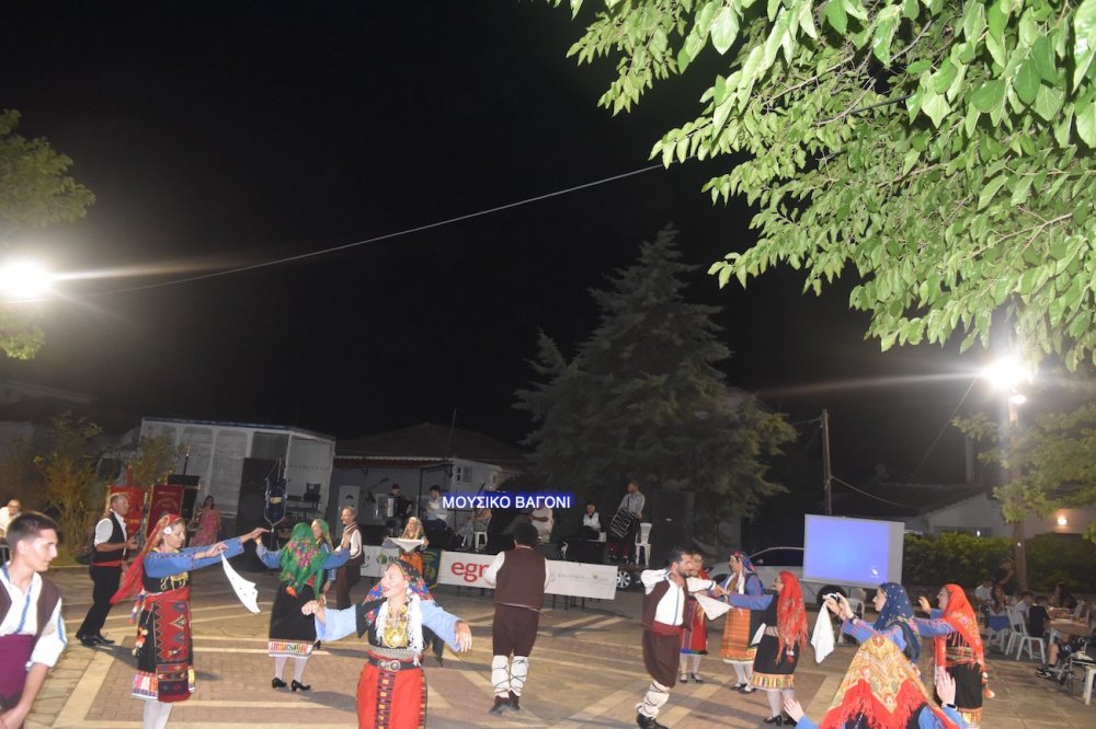 Εικόνες από την Βραδιά Παράδοσης και Πολιτισμού στο Μεγάλο Μοναστήρι