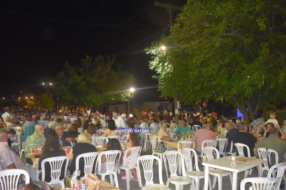 Εικόνες από την Βραδιά Παράδοσης και Πολιτισμού στο Μεγάλο Μοναστήρι