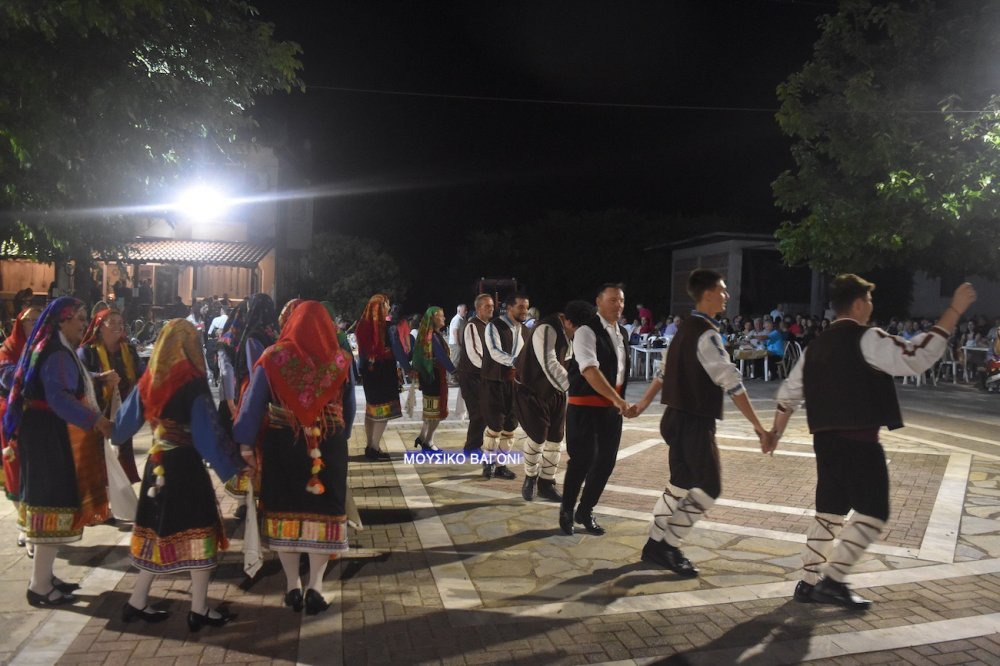 Εικόνες από την Βραδιά Παράδοσης και Πολιτισμού στο Μεγάλο Μοναστήρι