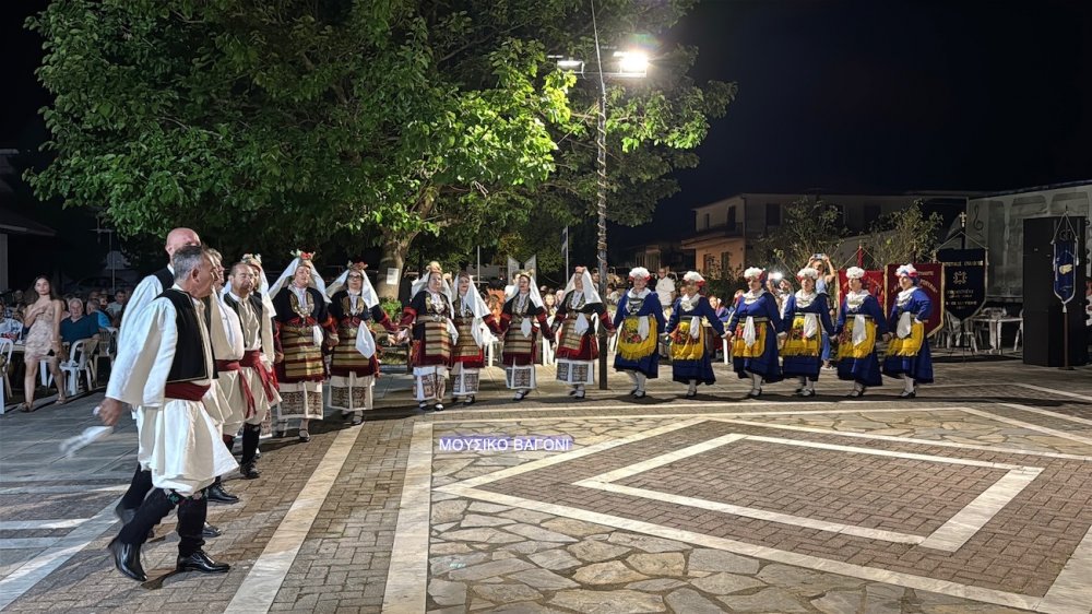 Εικόνες από την Βραδιά Παράδοσης και Πολιτισμού στο Μεγάλο Μοναστήρι