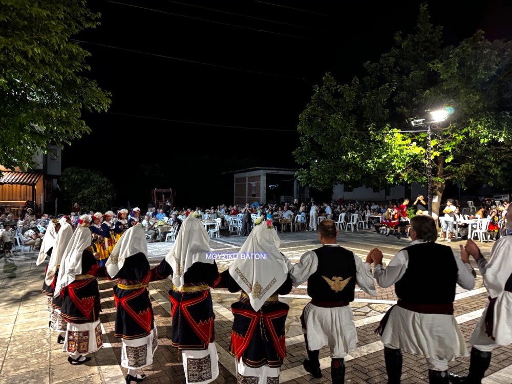 Εικόνες από την Βραδιά Παράδοσης και Πολιτισμού στο Μεγάλο Μοναστήρι