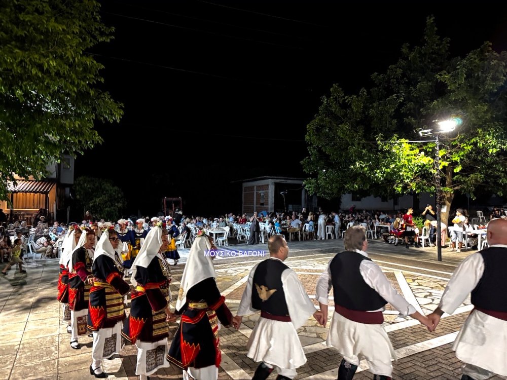 Εικόνες από την Βραδιά Παράδοσης και Πολιτισμού στο Μεγάλο Μοναστήρι