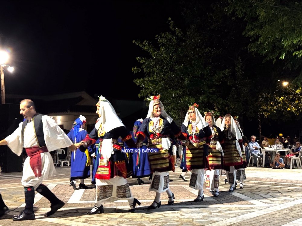 Εικόνες από την Βραδιά Παράδοσης και Πολιτισμού στο Μεγάλο Μοναστήρι