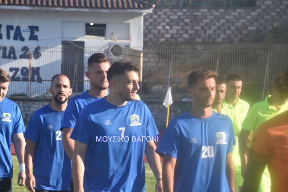 Εικόνες από το φιλικό του Βελεστίνου