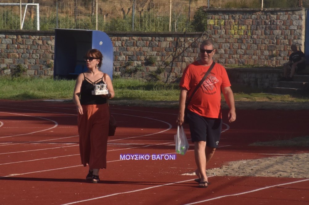 Εικόνες από το φιλικό του Ρήγα!