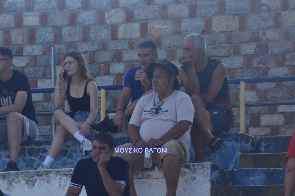 Εικόνες από το φιλικό του Ρήγα!