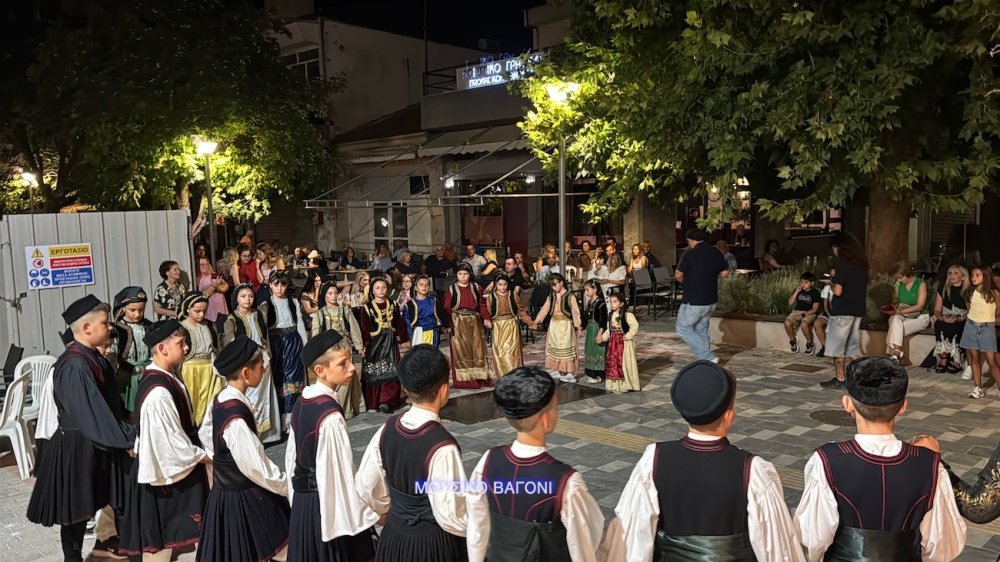 Εικόνες από τον χορό των Περιβολιωτών