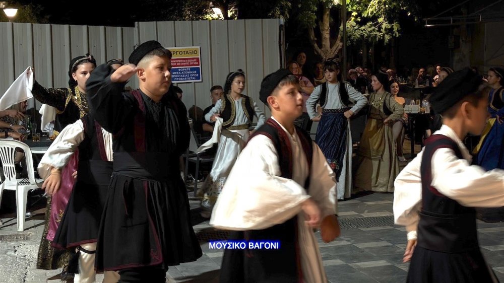 Εικόνες από τον χορό των Περιβολιωτών