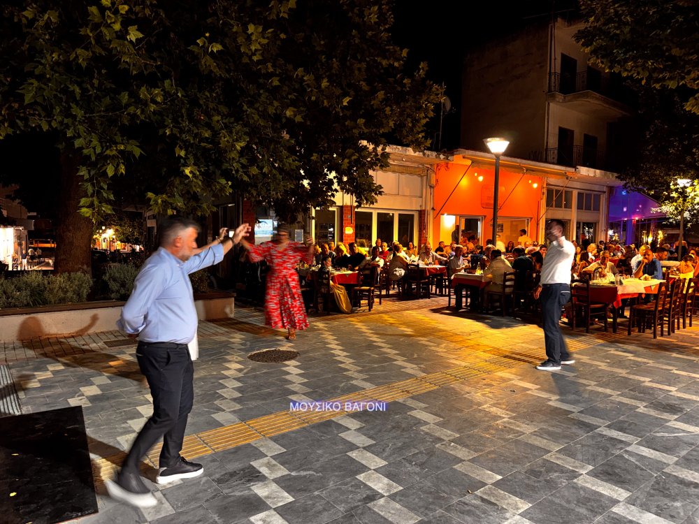Εικόνες από τον χορό των Περιβολιωτών