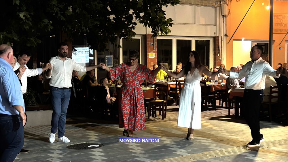 Εικόνες από τον χορό των Περιβολιωτών