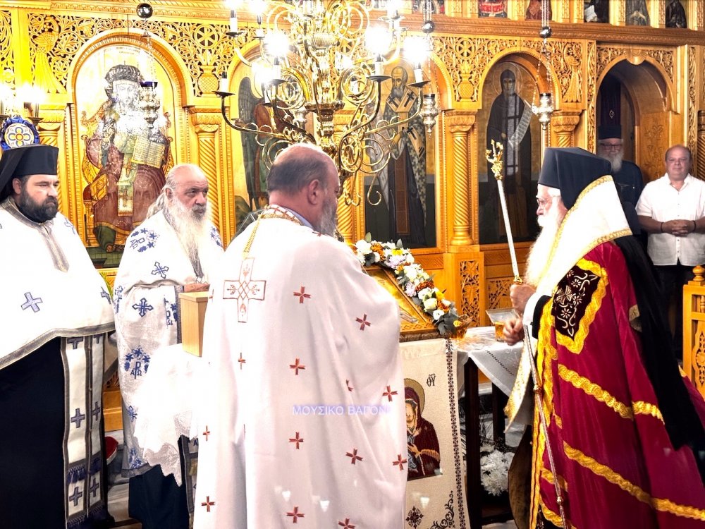Υποδοχή Ιερών Λειψάνων Αγίου Θεράποντος