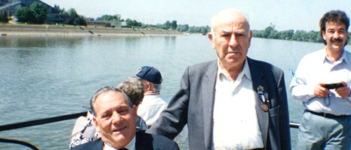 Κρουαζιέρα στον Δούναβη (1994) - Από επίσκεψη αντιπροσωπείας του τότε Δήμου Βελεστίνου στο Βελιγράδι - από αριστερά ο Βασίλειος Μουντάκης, ο Κώστας Παπαθεοδώρου και ο Νίκος Γεωργαλιός