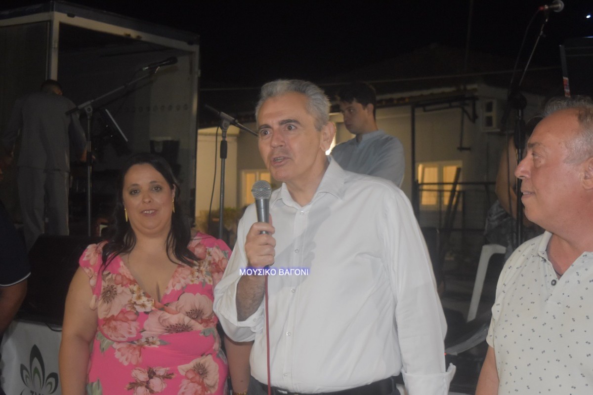 Μάξιμος Χαρακόπουλος