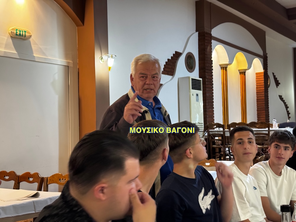 Αποθέωσε άπαντες στον Ρήγα και χειροκροτήθηκε ο Θ. Κουσκουρίδας